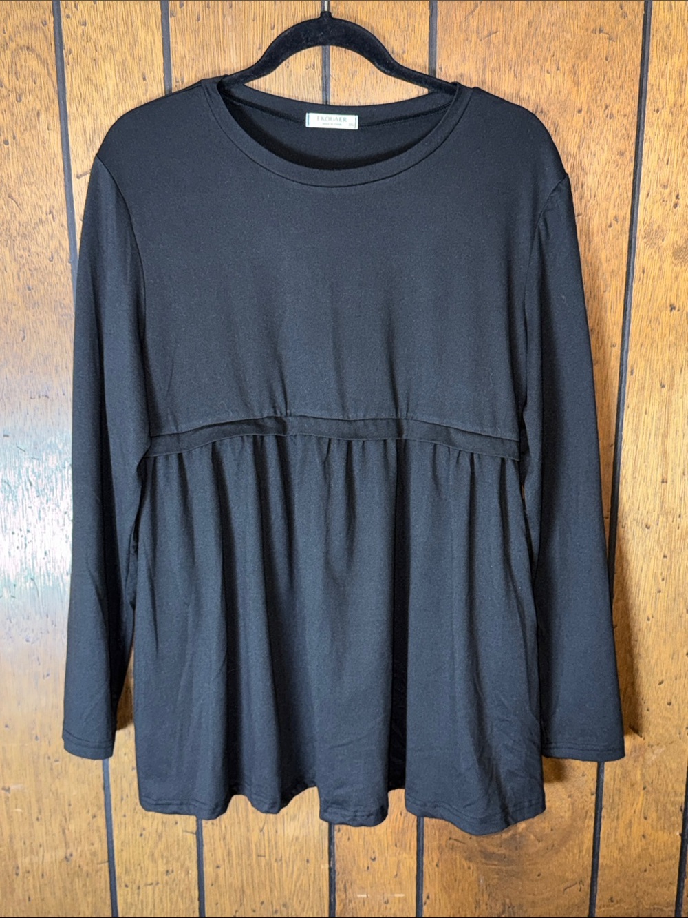 Ekouaer Maternity Black Long-Sleeve Empire Peplum Top